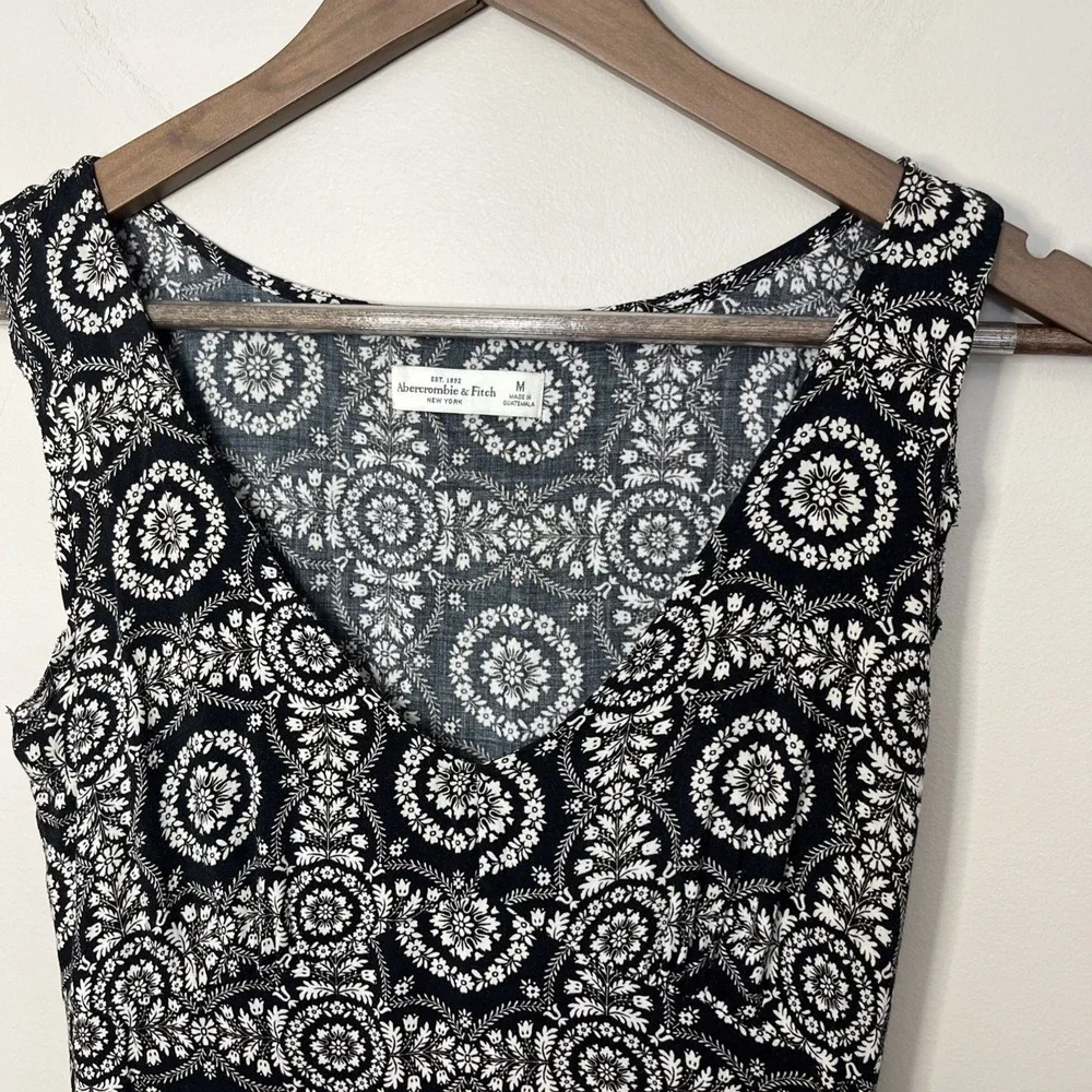 Abercrombie Fitch Sleeveless Skater Dress Black White Fit‎ Flare Sz Medium - Picture 3 of 6